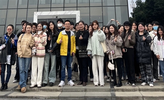校企交流 协同发展 | 四川音乐学院美术学院赴华体科技参观学习